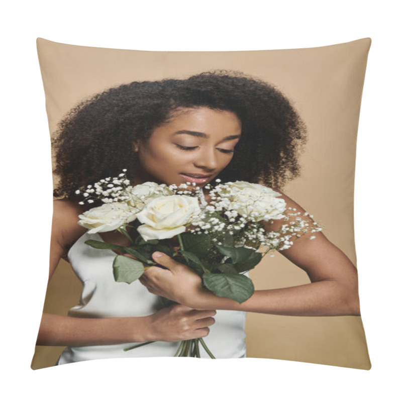 Personality  An African American Woman With Natural Makeup Holds A Bouquet Of White Roses And Babys Breath Against A Beige Background. Pillow Covers