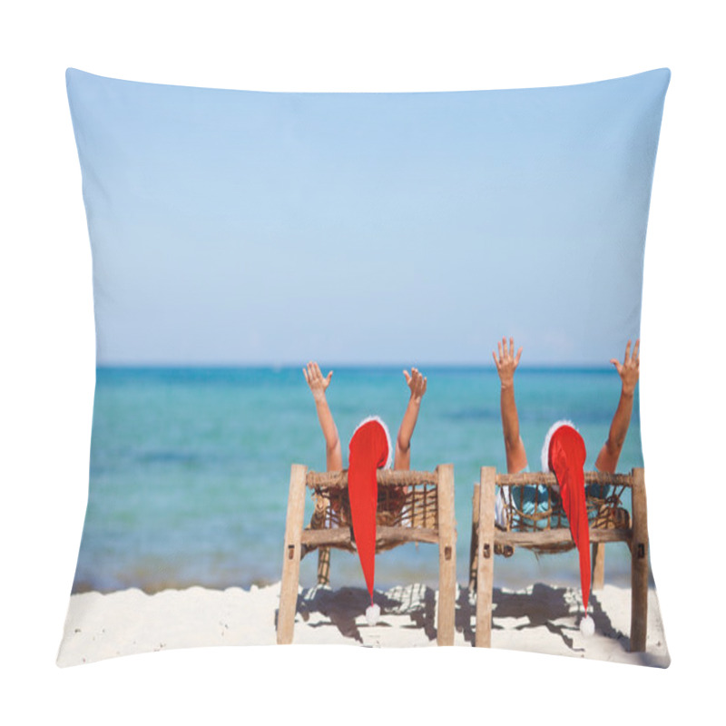 Personality  Couple In Santa Hats On Tropical Beach Pillow Covers