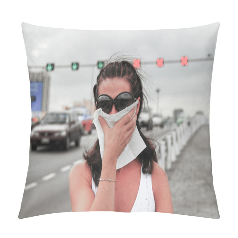 Personality  Woman Fighting Smog Along City Streets Pillow Covers