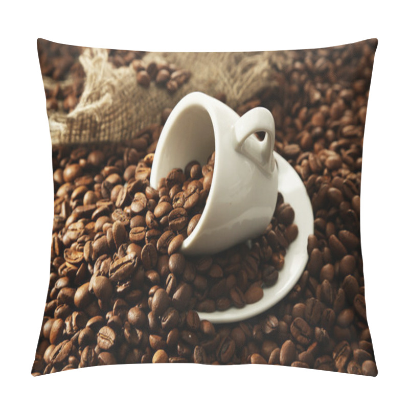 Personality  Cup With Coffee Beans, Close Up Pillow Covers