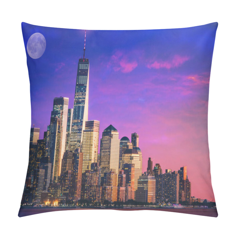 Personality  Amazing View Of The Lower Manhattan Financial District Pillow Covers