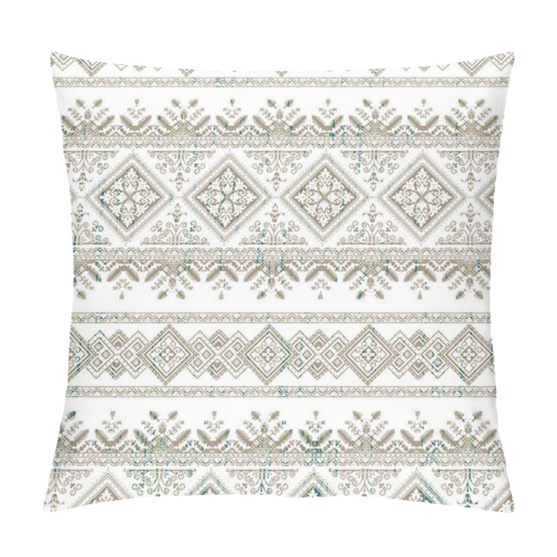 Personality  Geometric Kilim Ikat Pattern With Grunge Texture Pillow Covers