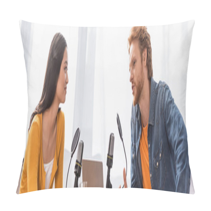 Personality  Young Redhead Broadcaster Talking To Brunette Asian Woman During Interview, Panoramic Shot Pillow Covers