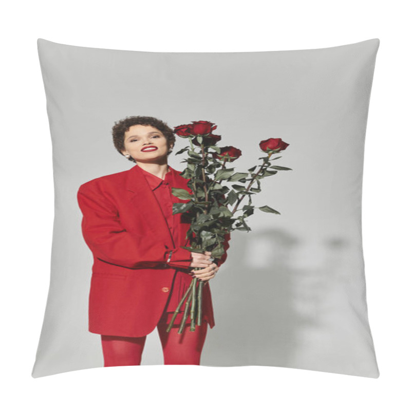 Personality  A Young Woman Stands Confidently In A Striking Red Ensemble While Holding A Bouquet Of Roses. Pillow Covers