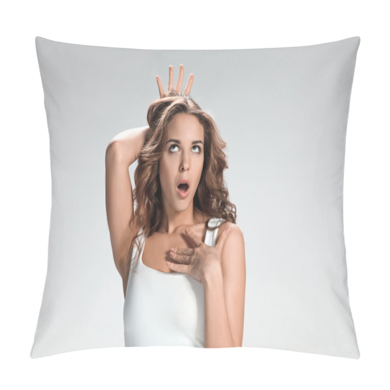 Personality  Handsome Narcissistic Proud Young Woman Pillow Covers