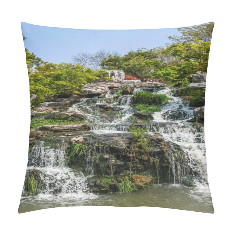 Personality  Yangzhou Slender West Lake On The Garden Waterfall Pillow Covers