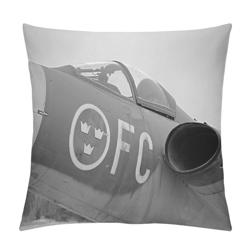 Personality  J35 Draken Pillow Covers