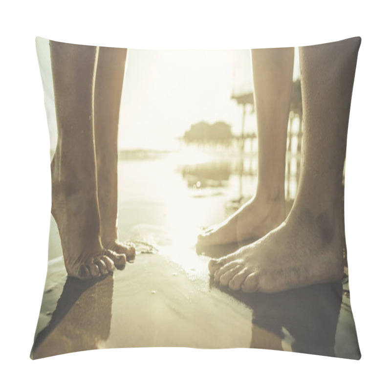 Personality  Two Girls Kissing On Beach Pillow Covers