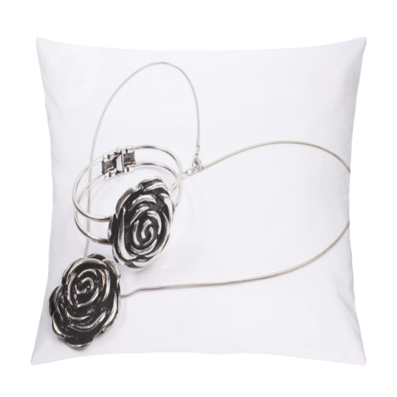 Personality  Necklase And Bracelet Pillow Covers