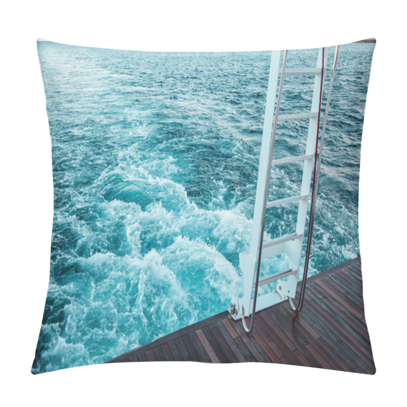 Personality  View From The Yacht On Water Pillow Covers