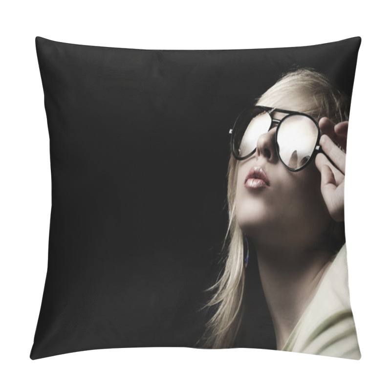 Personality  Woman Portrait Wearing Sunglasses Pillow Covers