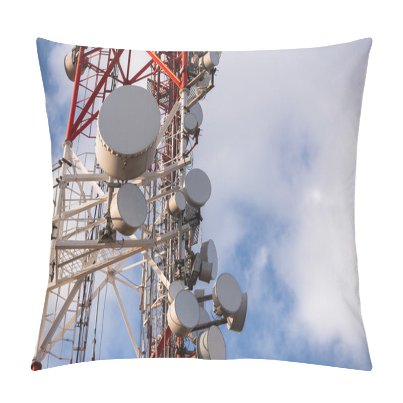 Personality  Large Communication Tower Against Sky Pillow Covers