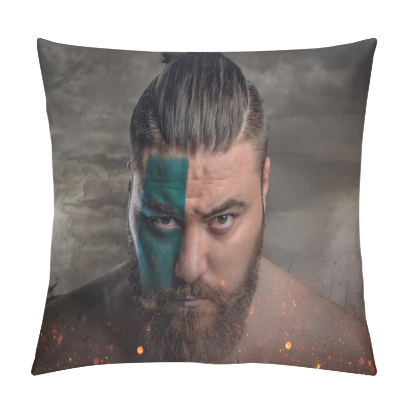 Personality  Scandinavian Male Warrior On A Battlefield Pillow Covers