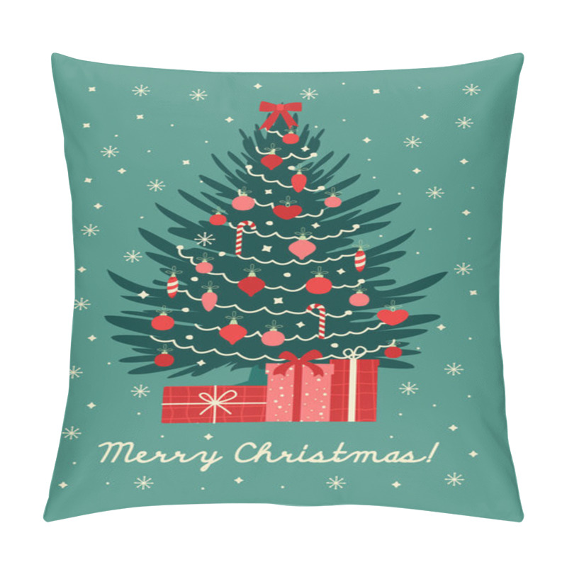 Personality  Decorated Christmas Tree With Gift Boxes, Balls And Garland. New Year And Merry Christmas Greeting Card, Poster, Icon. Vector Flat Illustration In Cartoon Style. Pillow Covers