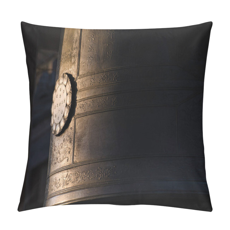 Personality  Old Big Bell In Japan Pillow Covers