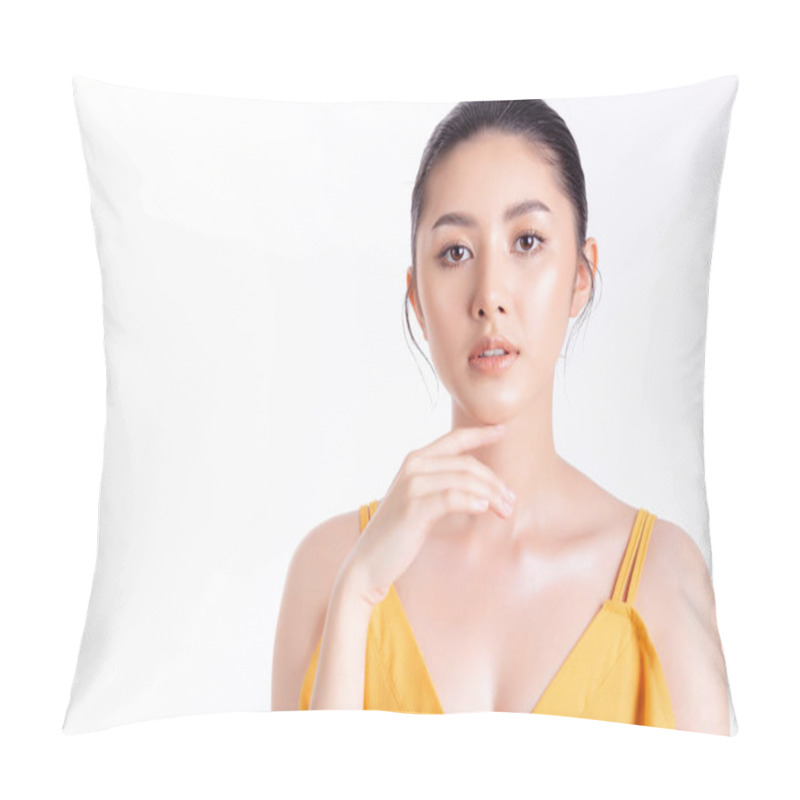 Personality  Beautiful Young Asian Woman Looks Confident. Attractive Beautiful Girl Has Beautiful Skin Face, Body. Glamour Lady Get Beauty Natural Makeup. Portrait Charming Beautiful Young Asia Woman. Copy Space Pillow Covers