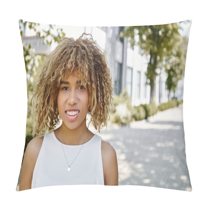 Personality  Portrait Of Happy Young African American Woman With Curls Posing In Summery Warm Day, Street Style Pillow Covers