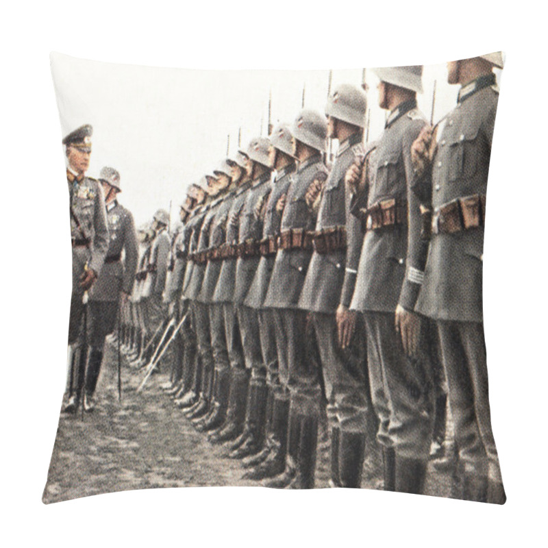 Personality  Reichswehrminister Blomberg Pillow Covers