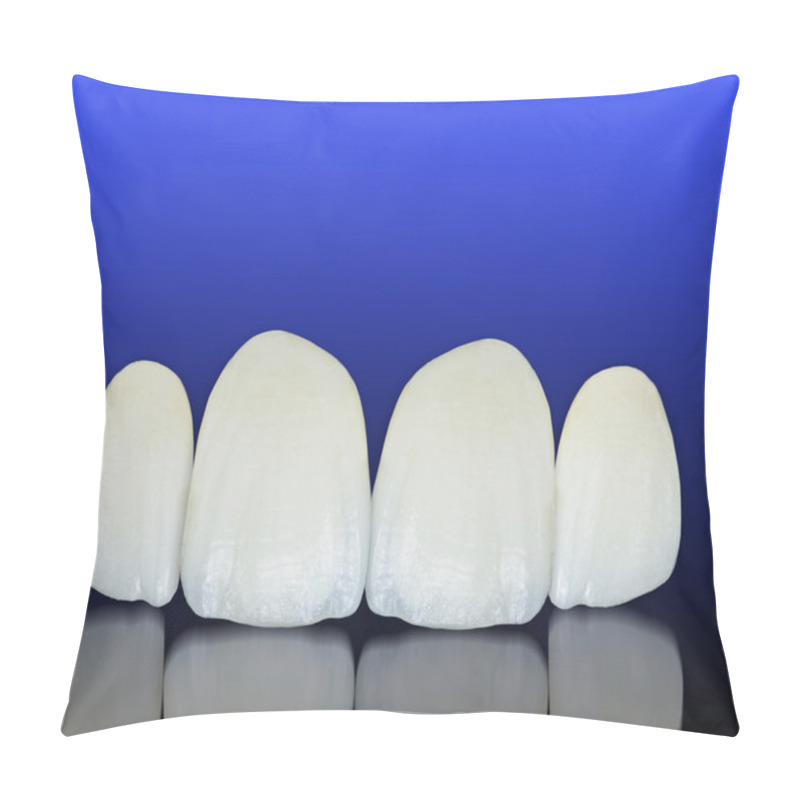 Personality  Metal Free Ceramic Dental Crowns Pillow Covers