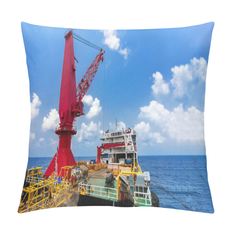 Personality  Crane,Offshore Crane,Pedestal Crane In Oil And Gas Industry Offshore For Transfer Material Or Worker. Pillow Covers