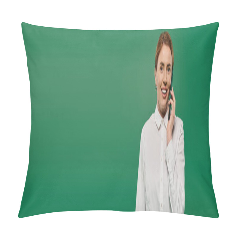 Personality  A Confident Woman In A White Shirt Speaks On The Phone, Set Against A Vibrant Green Backdrop. Pillow Covers