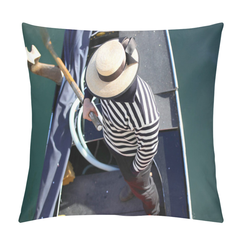 Personality  Gondolier In Venice Rows A Gondola On The Grand Canal Photographed From Above Pillow Covers