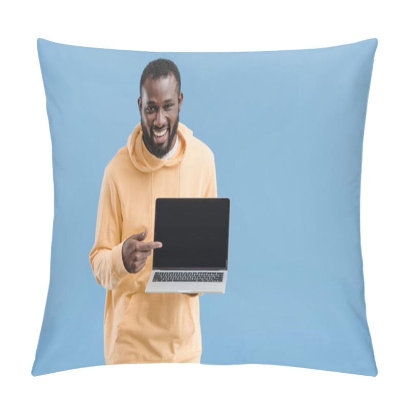 Personality  Laughing Young African American Man Pointing By Finger At Laptop With Blank Screen Isolated On Blue Background Pillow Covers