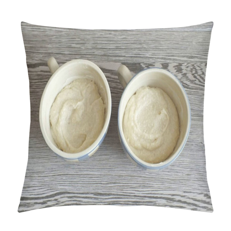 Personality  Take Cups Or Molds. Brush With A Little Butter. Spread Out Half Of The Dough. Pillow Covers