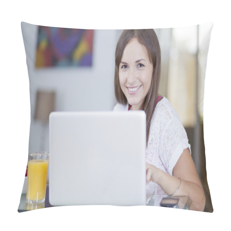 Personality  Woman At The Table Using A Laptop, A Plate Of Strawberries, Cell Phone And A Glass Of Juice Are On The Table Pillow Covers