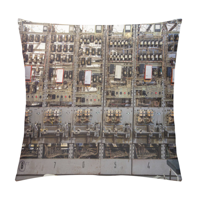 Personality  Old Machine Generator Room, Hall Pillow Covers