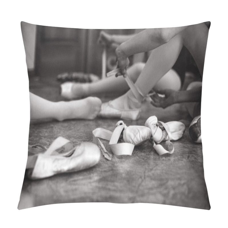 Personality  Young Ballerina Wearing Pointe Shoes. Close-up Of A Ballerina's Pointe Shoes In The Dance Hall. Vintage Photography. Pillow Covers