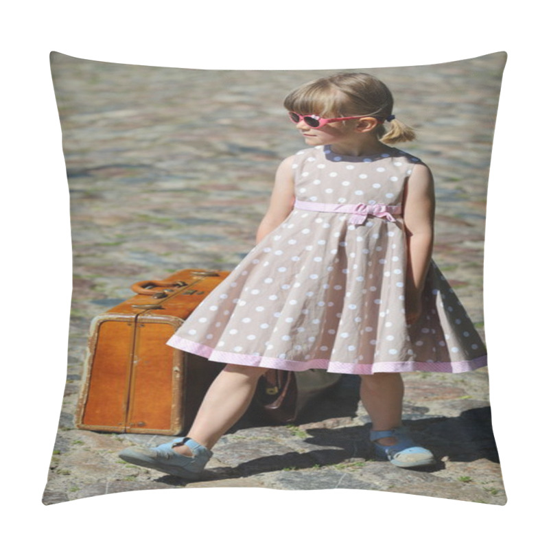 Personality  Little Mannequin Girl Pillow Covers