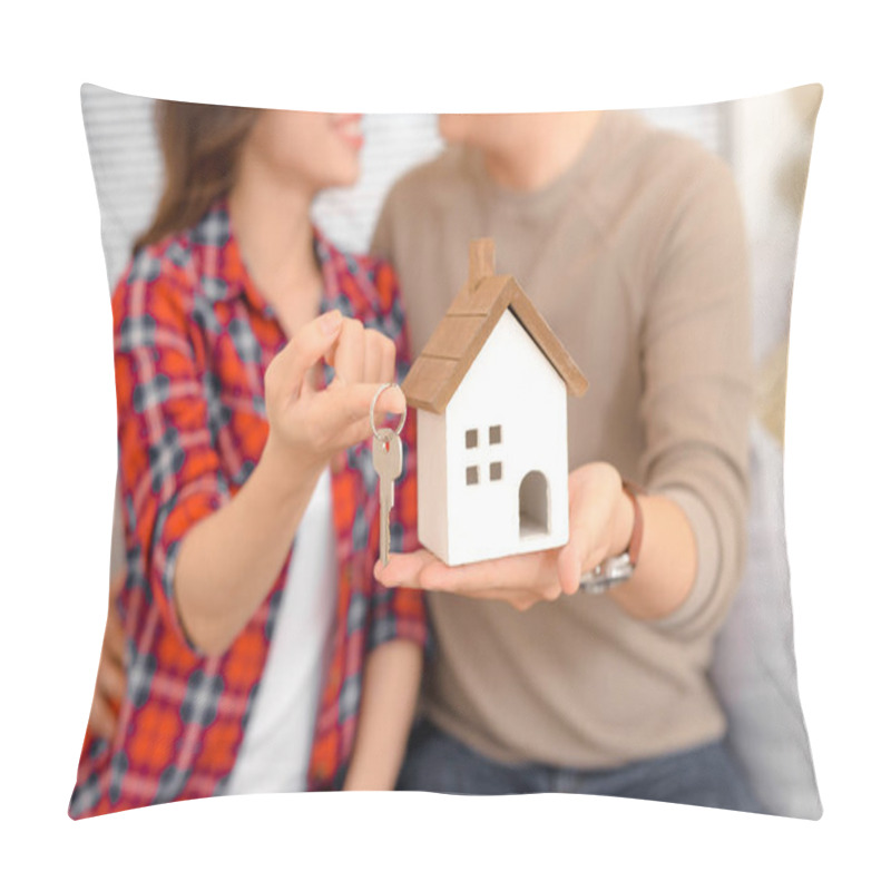 Personality  Happy Couple Holding Keys To New House Miniature Pillow Covers