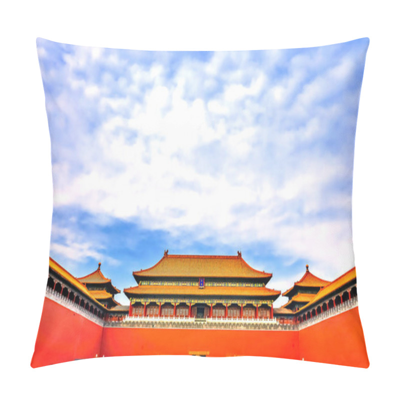 Personality  Meridian Gate Gugong Forbidden City Palace Wall Beijing China. Emperor's Palace Built In The 1600s In The Ming Dynasty Pillow Covers