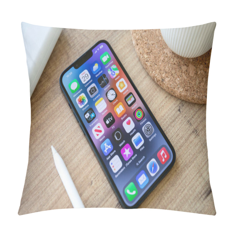 Personality  Alanya, Turkey - September 29, 2022: IPhone 14 With Home Screen IOS 16 On The Screen On The Table. IPhone 14 Was Created And Developed By The Apple Inc. Pillow Covers