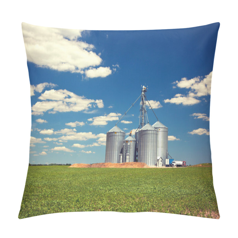 Personality  Farm Tin Silos Storage Towers In Green Crops View Pillow Covers