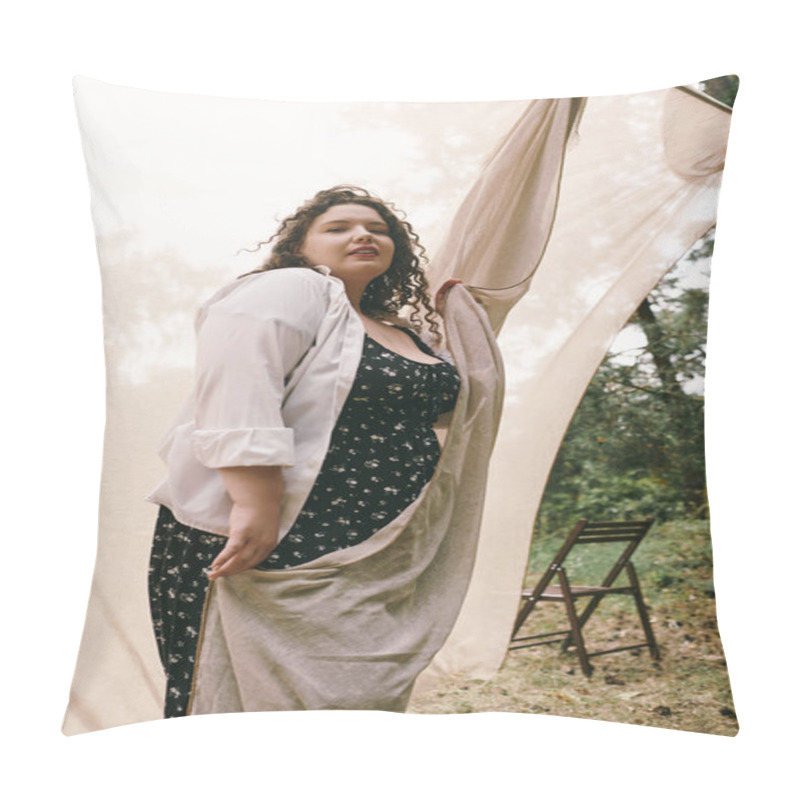 Personality  In A Vibrant Field, A Confident Plus Size Woman Enjoys The Warmth Of Sunlight And Nature. Pillow Covers