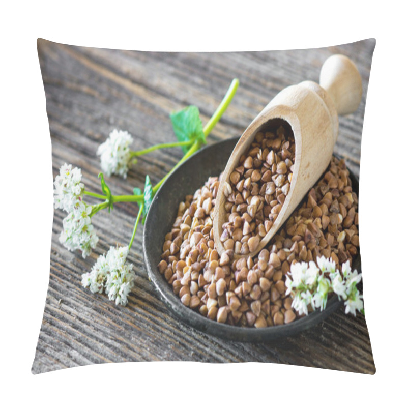 Personality  Buckwheat With White Flowers Pillow Covers