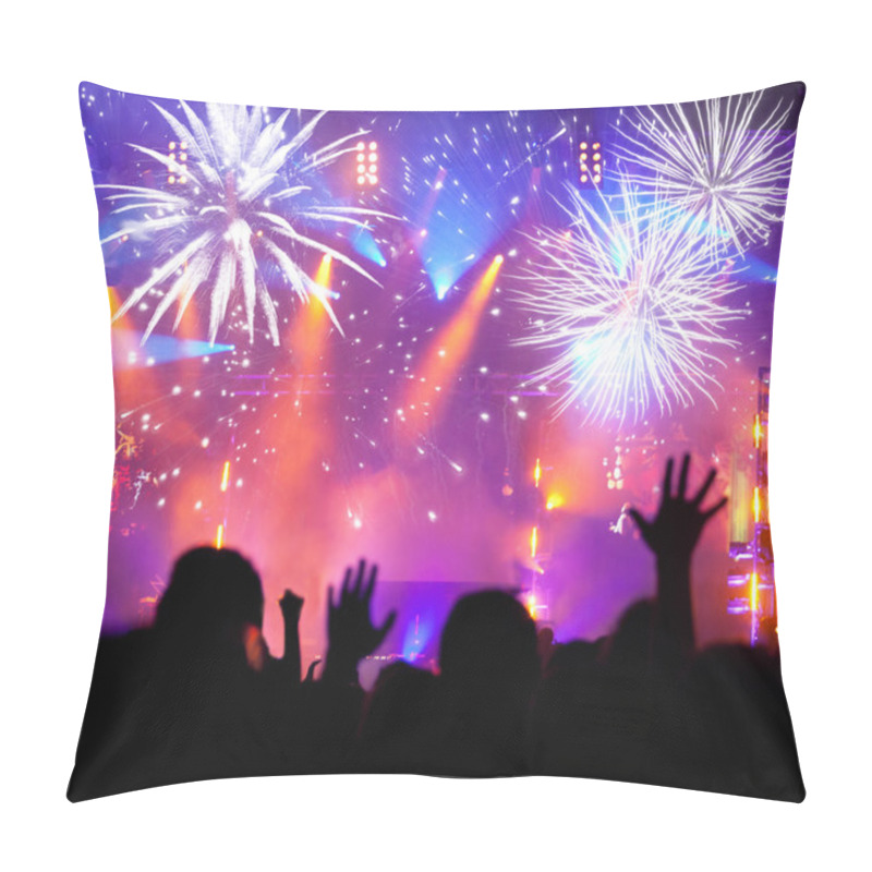 Personality  Crowd Celebrating The New Year With Fireworks Pillow Covers