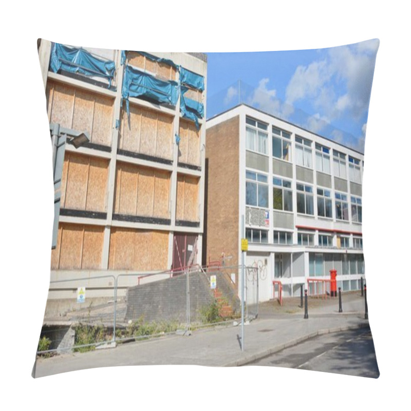 Personality  Barry, Vale Of Glamorgan / Wales - Sept 29 2020: Hoton Road. Coronavirus Crisis Causes Global Recession Hitting Commercial Sector Hard. Childrens Play Centre Shut Down, Ghost Towns And Urban Decay Becomes The New Normal. A Feeling Of Hopelessness Pillow Covers