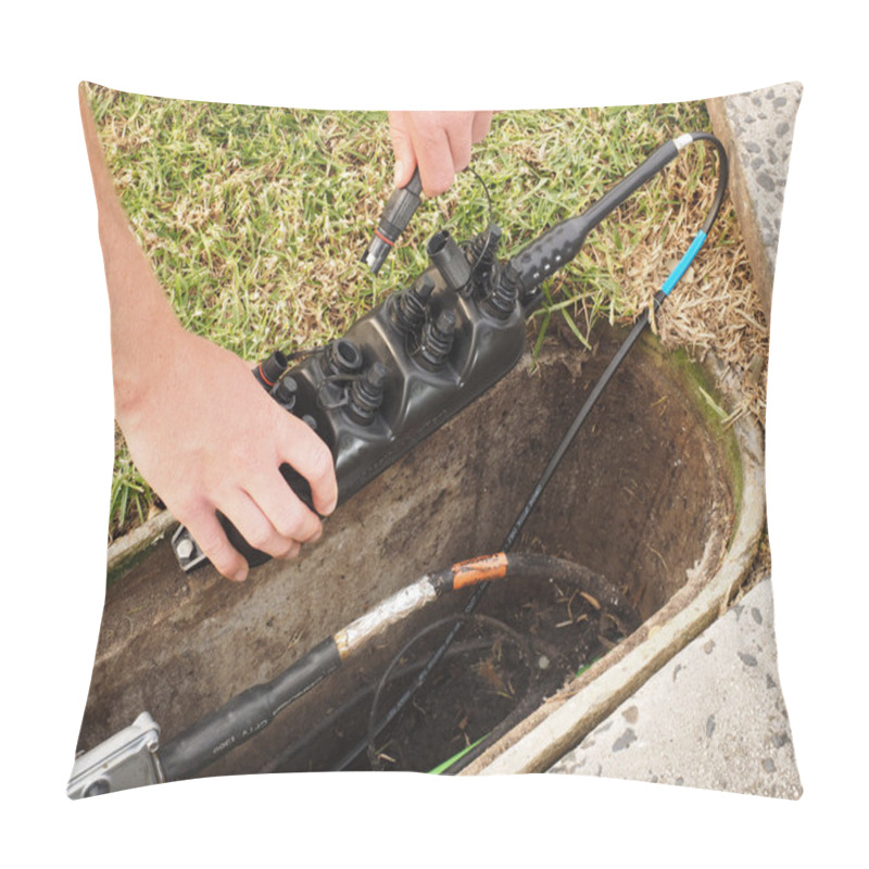 Personality  Installer Plugging In A Fibre Optic Cable Pillow Covers