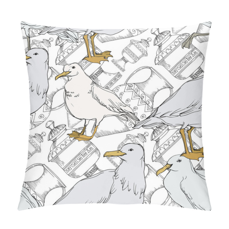 Personality  Vector Sky Bird Seagull In A Wildlife. Black And White Engraved Ink Art. Seamless Background Pattern. Pillow Covers