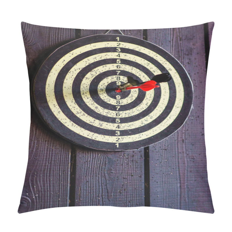 Personality  Dart Board In Pub Pillow Covers