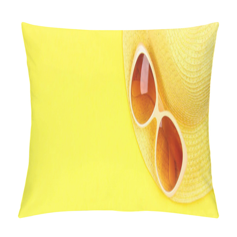 Personality  Hat, Sunglasses On A Pastel Yellow Background Pillow Covers