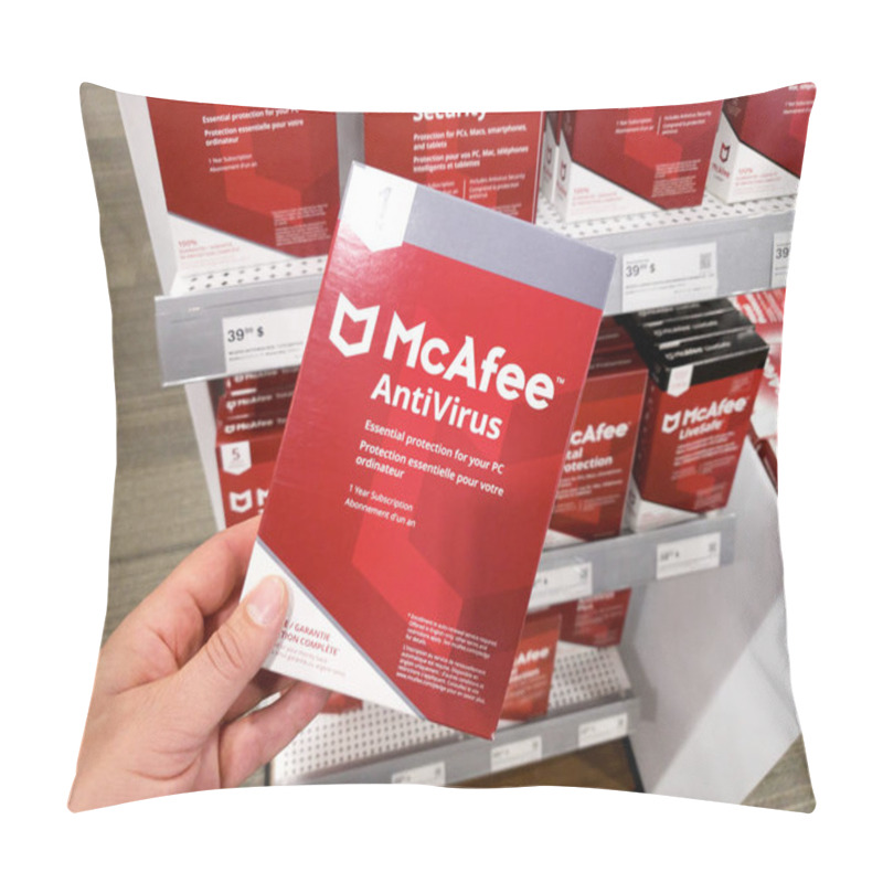 Personality  A Hand Holding McAfee Antivirus Box With License And App Pillow Covers