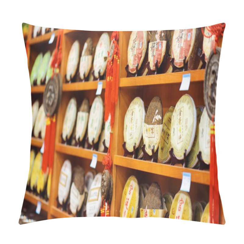 Personality  Disks Of Post-fermented Tea Yunnan Puer, The Old Town Of Lijiang Pillow Covers