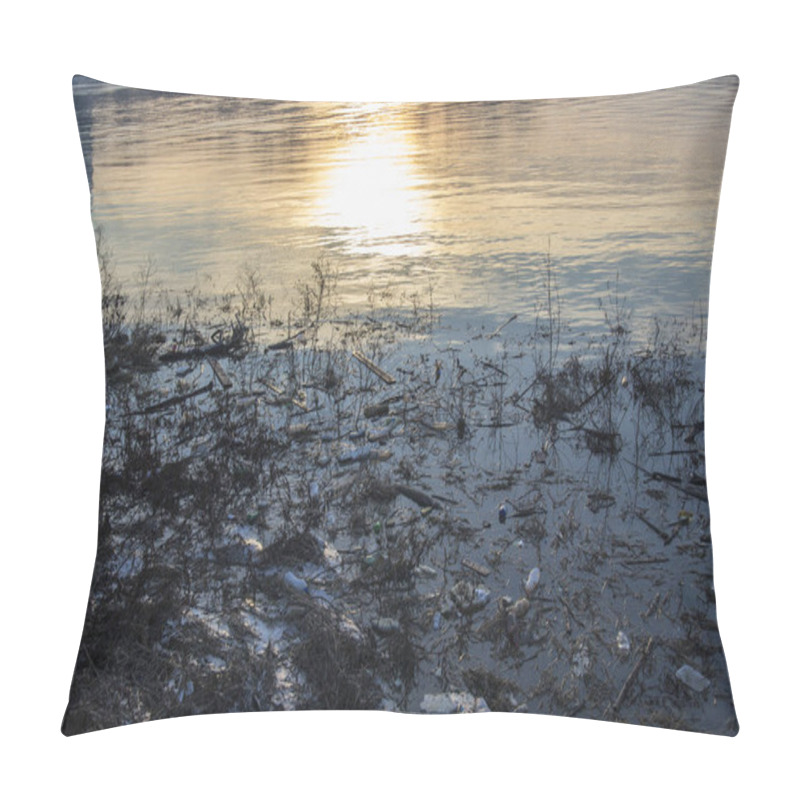 Personality  Dirty River Garbage Floating Pillow Covers