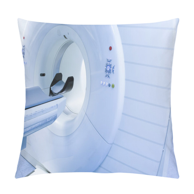 Personality  CT (Computed Tomography) Scanner In Hospital Pillow Covers