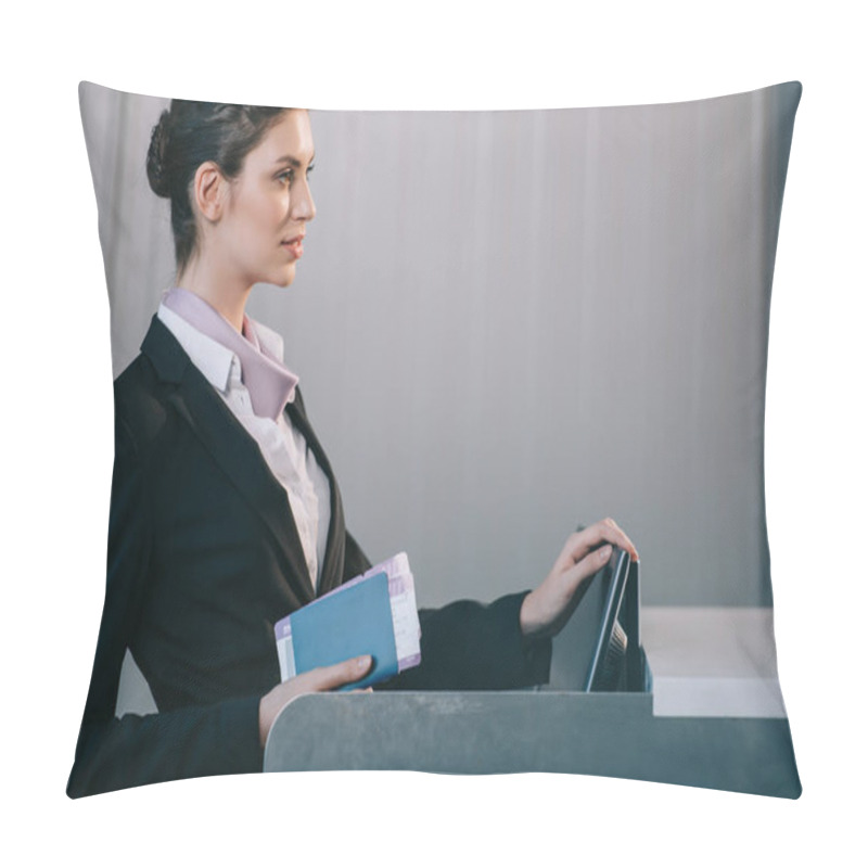 Personality  Side View Of Young Female Worker At Check-in Desk In Airport Pillow Covers