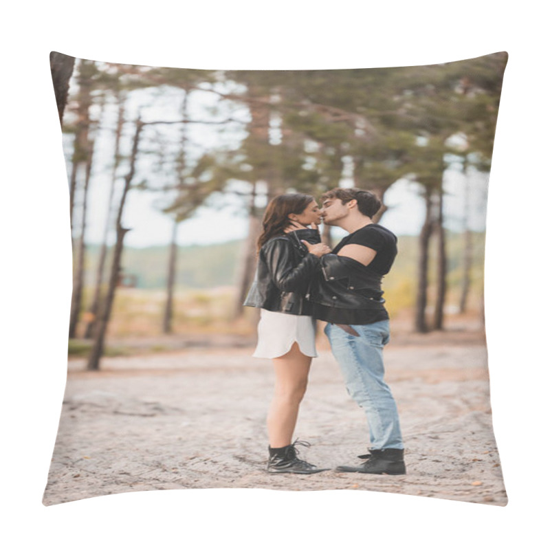 Personality  Side View Of Man In Leather Jacket Kissing Brunette Girlfriend On Sand In Forest  Pillow Covers